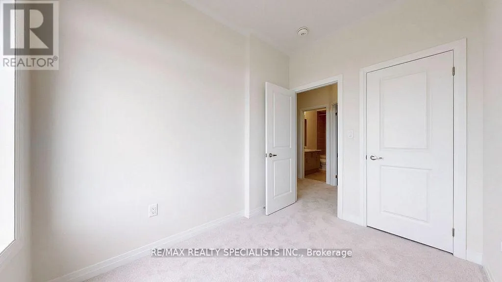 18 MONREAU DRIVE