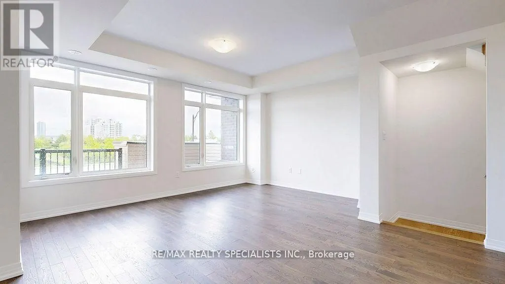 18 MONREAU DRIVE