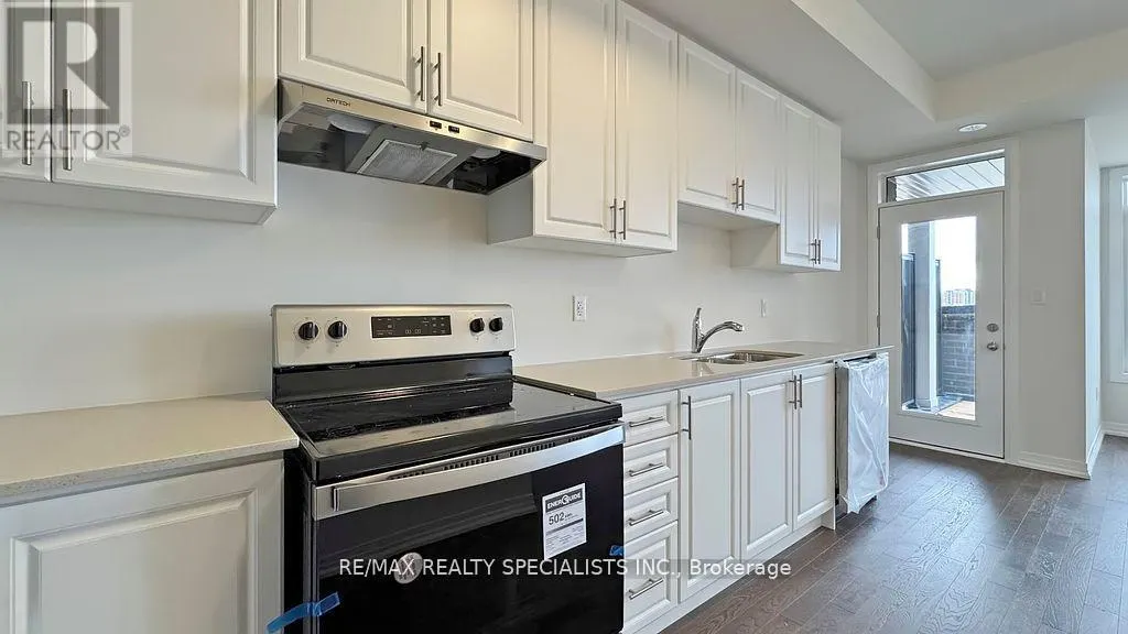 18 MONREAU DRIVE