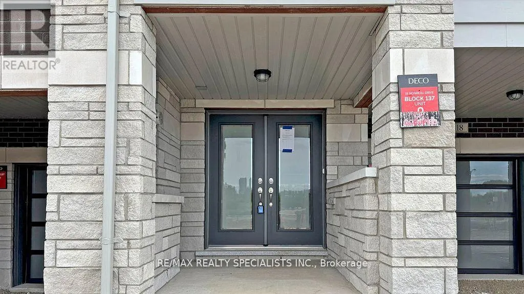 18 MONREAU DRIVE