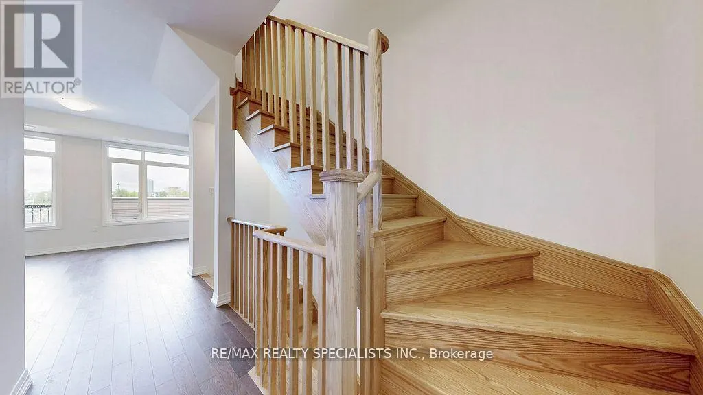 18 MONREAU DRIVE
