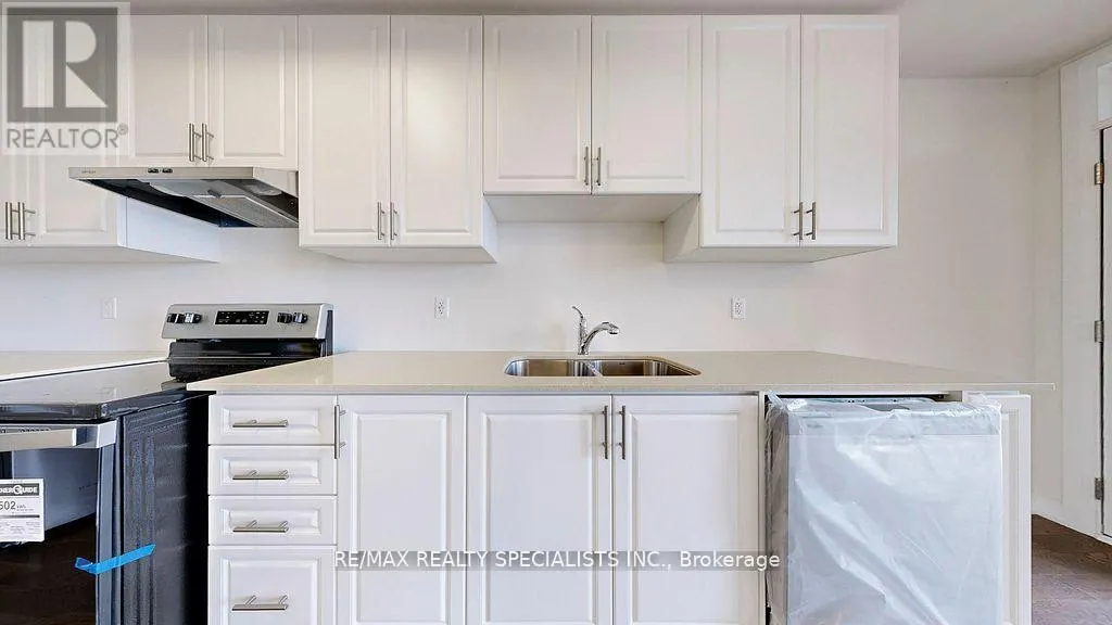 18 MONREAU DRIVE