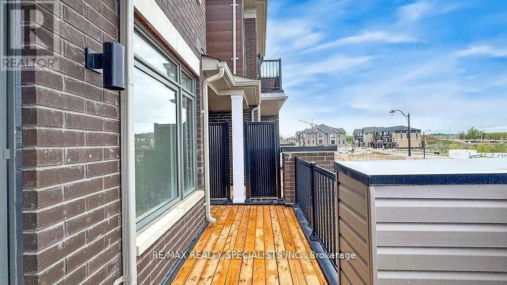18 MONREAU DRIVE