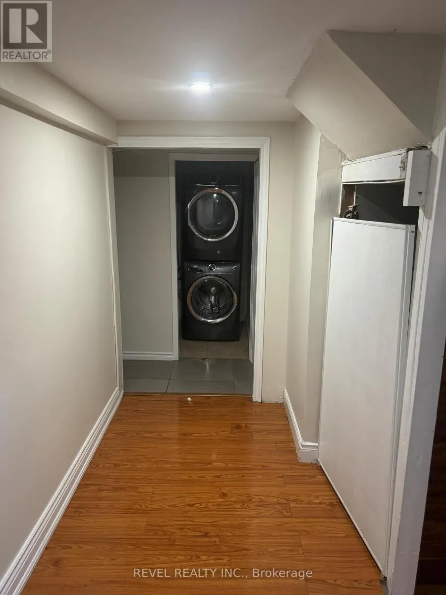 LOWER - 24 GRAND RIVER COURT