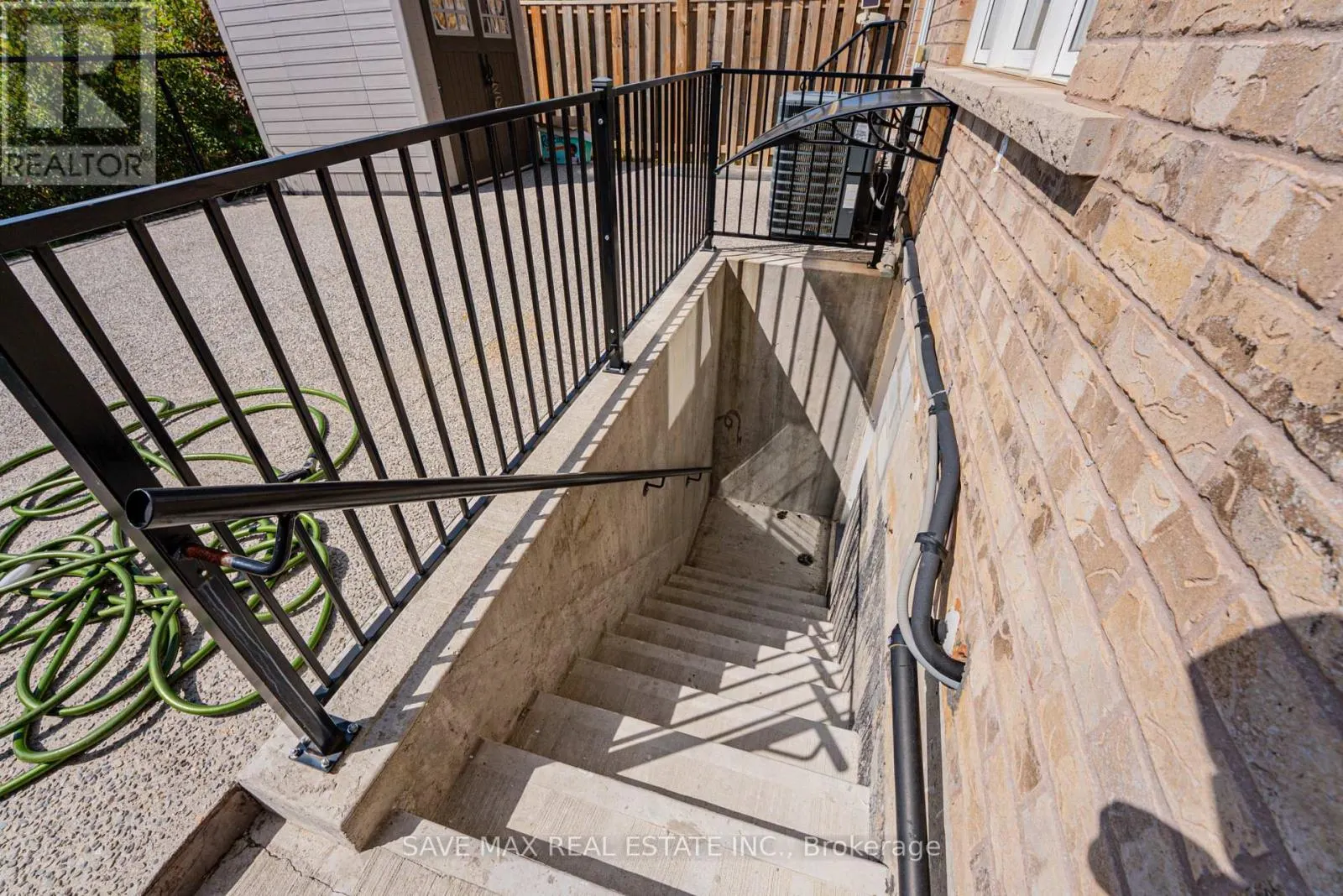 BSMT - 1554 CLITHEROW STREET