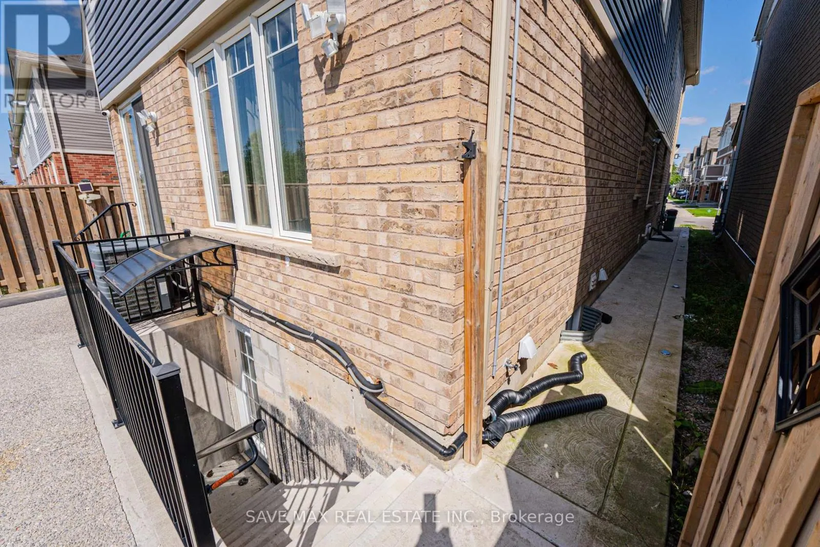 BSMT - 1554 CLITHEROW STREET