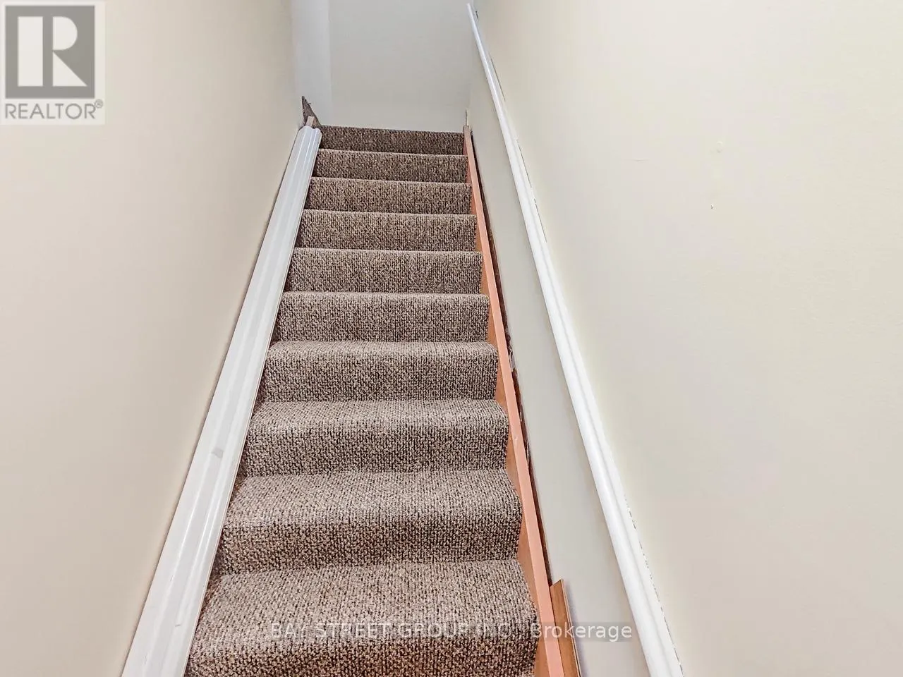 2ND FLR - 5130A DUNDAS STREET W