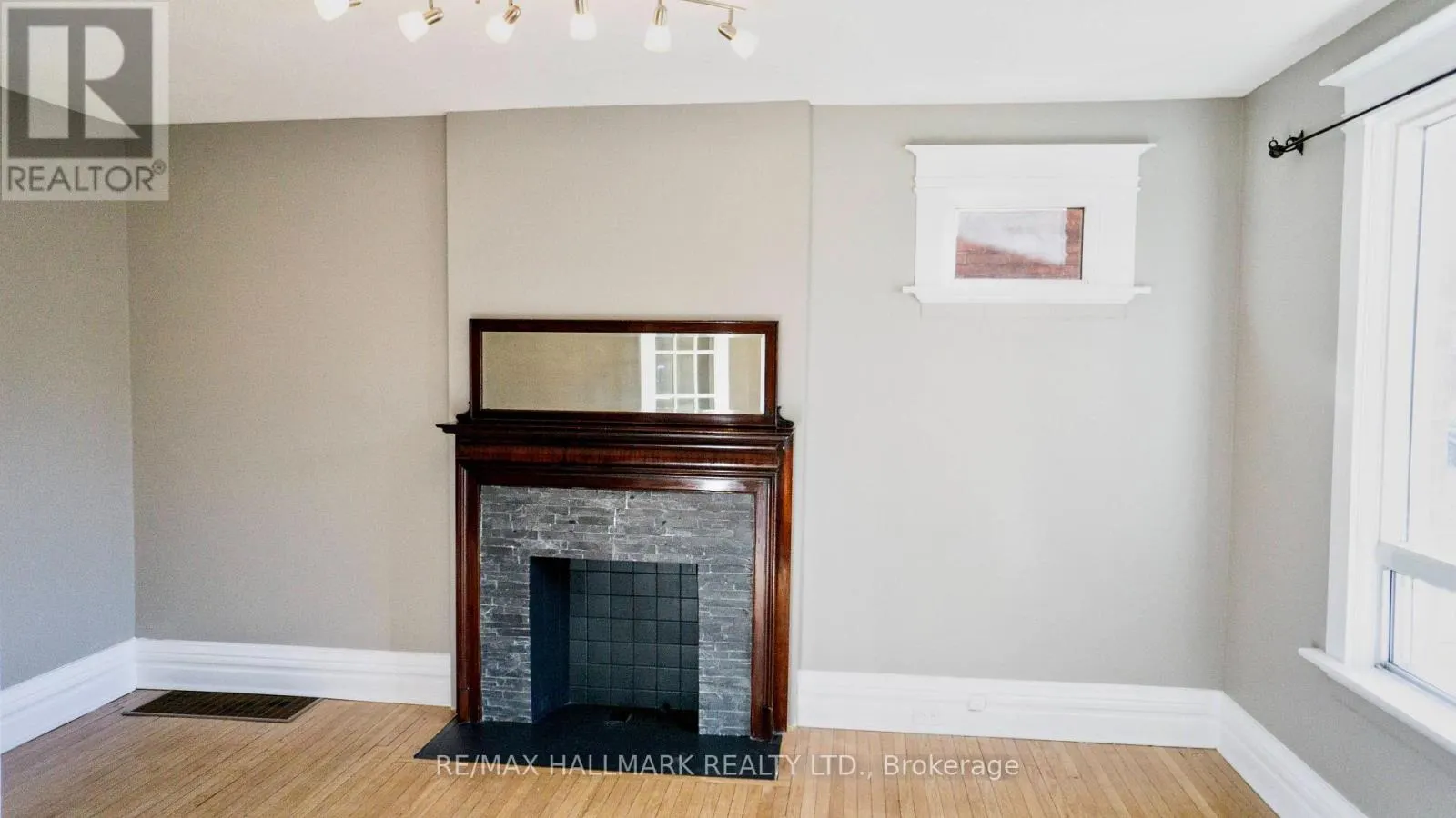 MAIN - 279 PACIFIC AVENUE