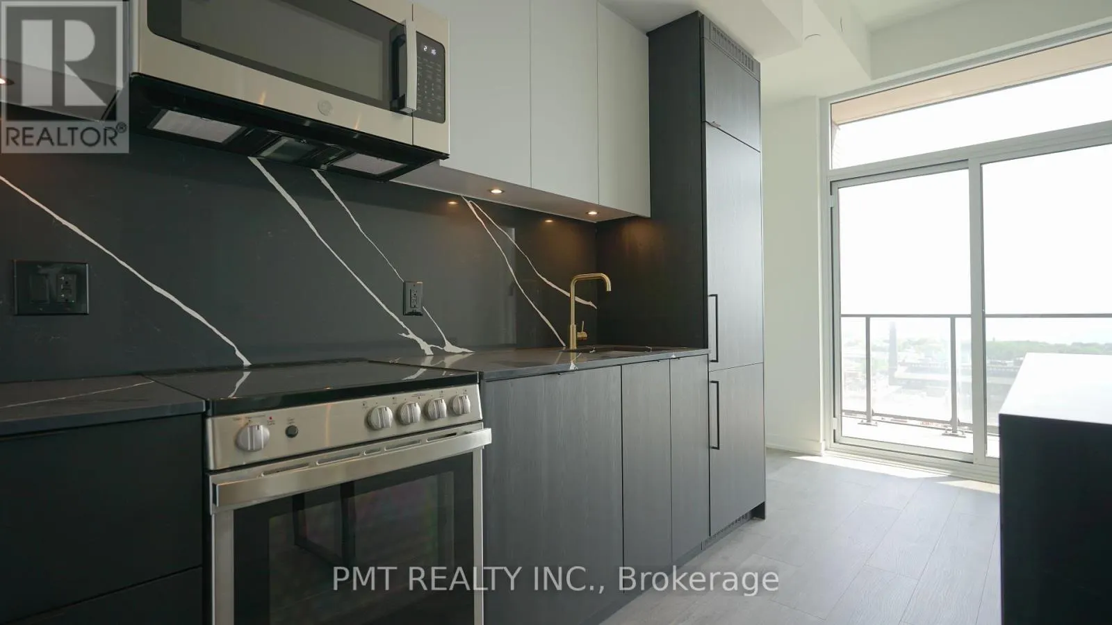 1117 - 285 DUFFERIN STREET
