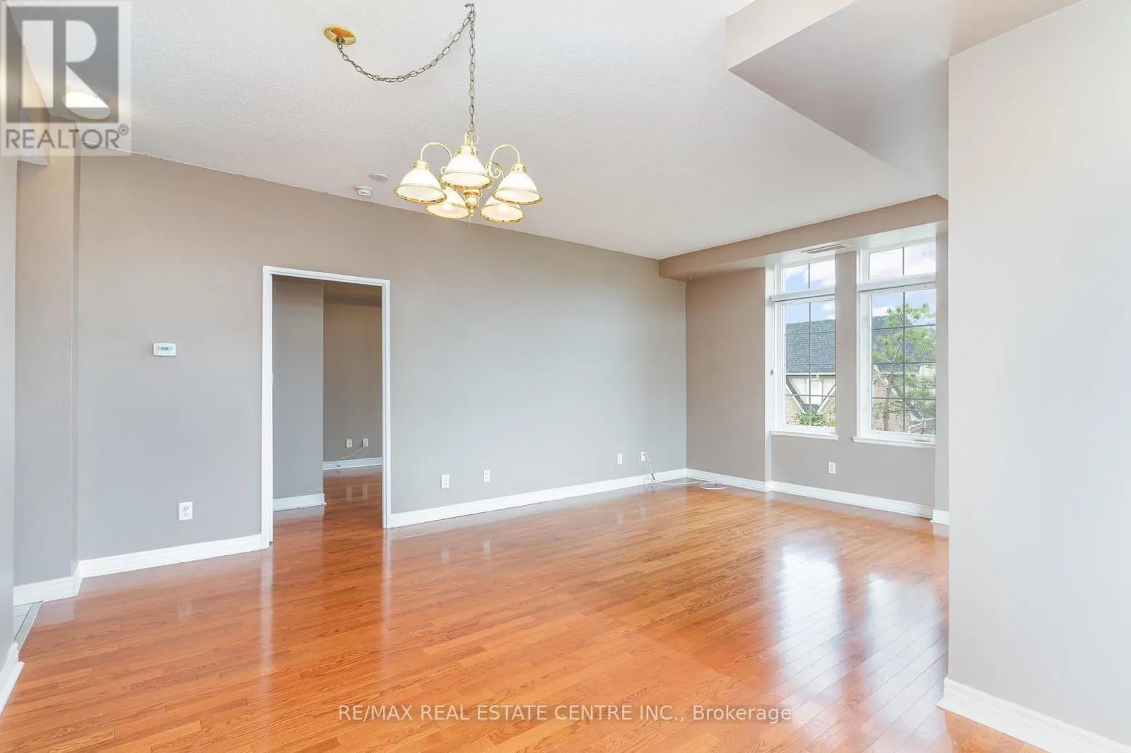 410 - 2301 PARKHAVEN BOULEVARD