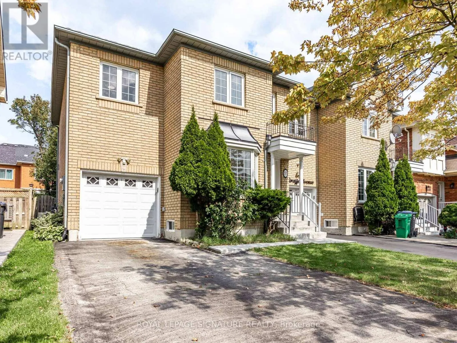 83 GIRAFFE AVENUE