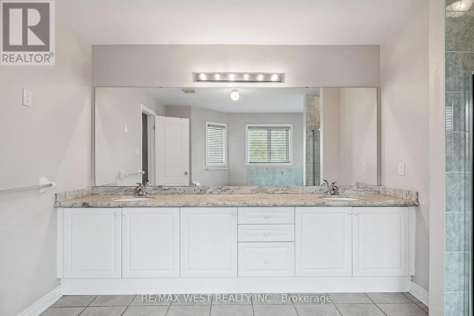 2587 NORTH RIDGE TRAIL