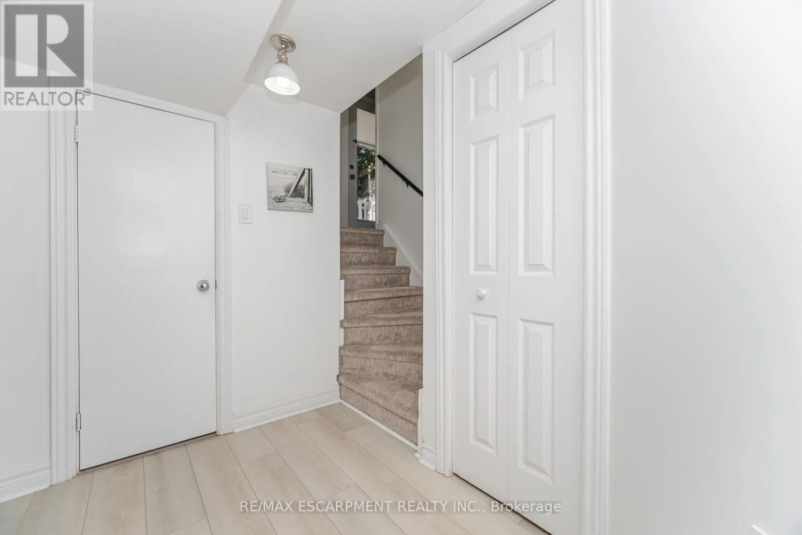 70 COBBLEHILL ROAD