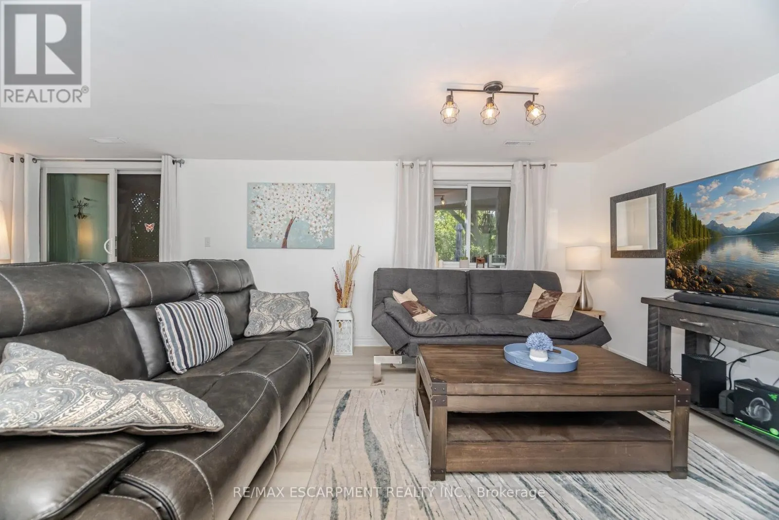 70 COBBLEHILL ROAD