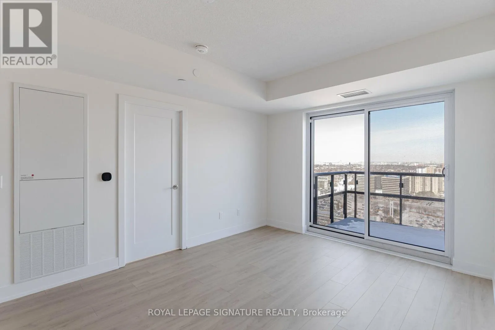 2705 - 10 EVA ROAD