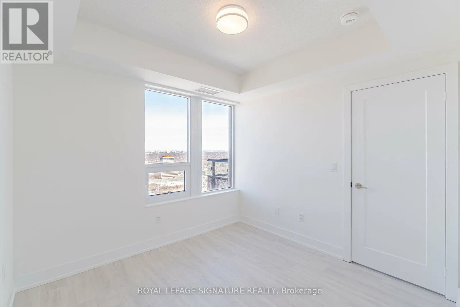 2705 - 10 EVA ROAD
