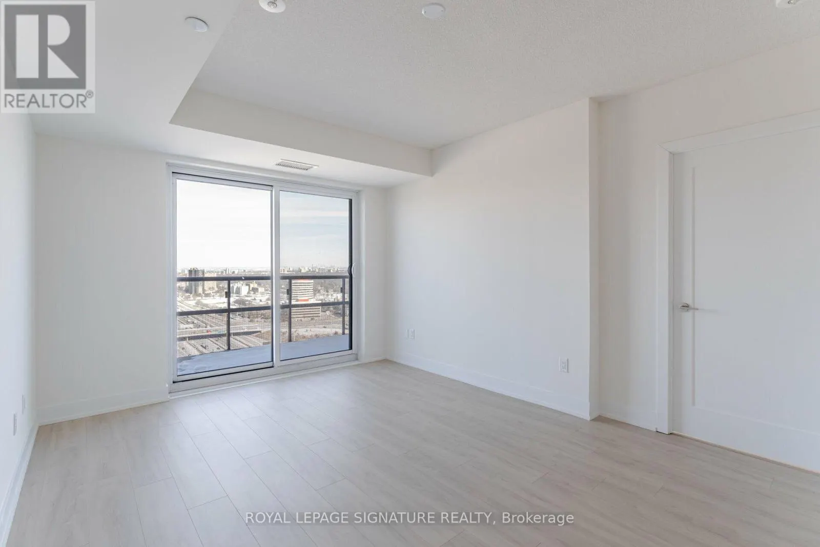 2705 - 10 EVA ROAD