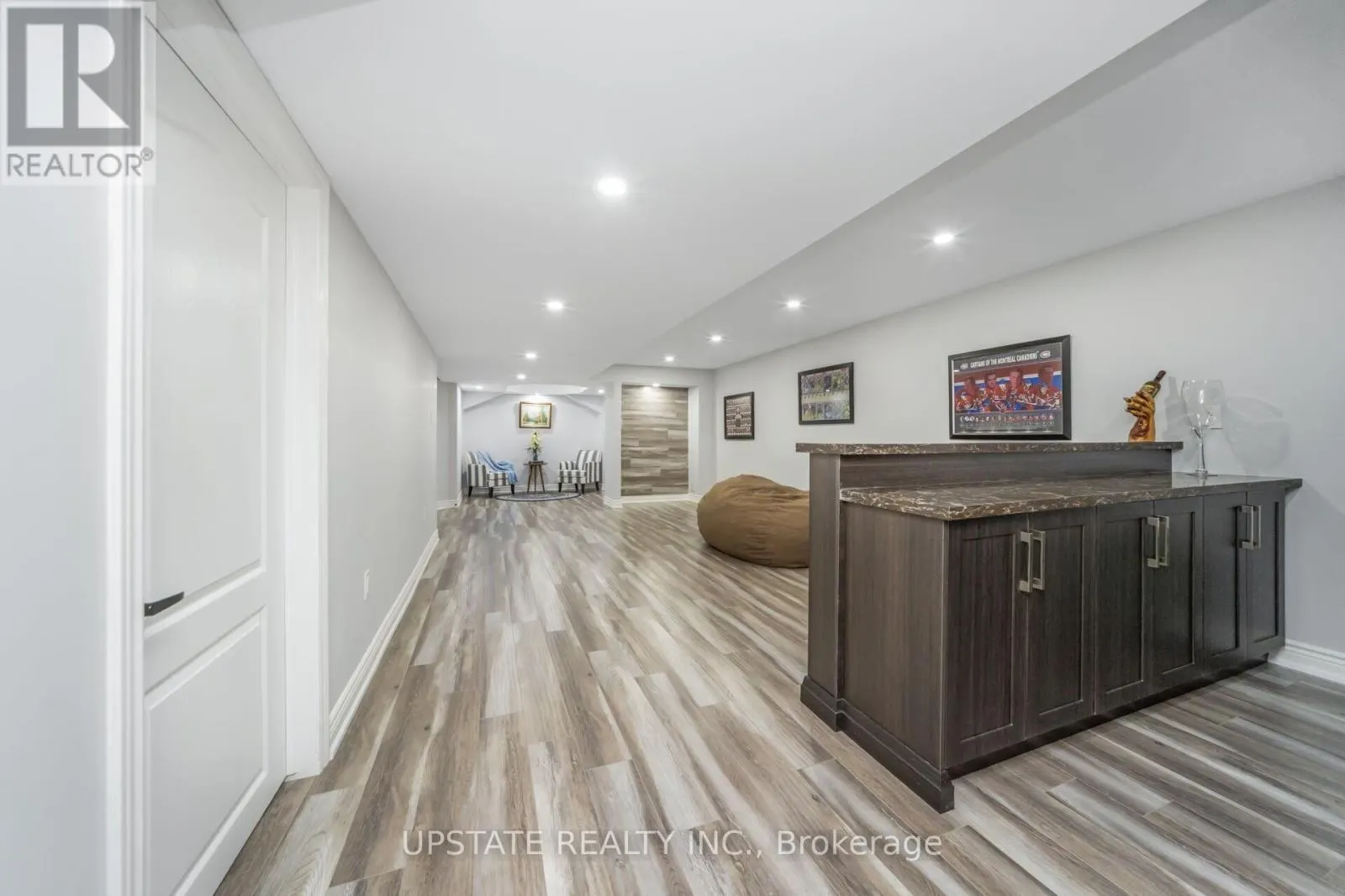 105 ROYAL WEST DRIVE