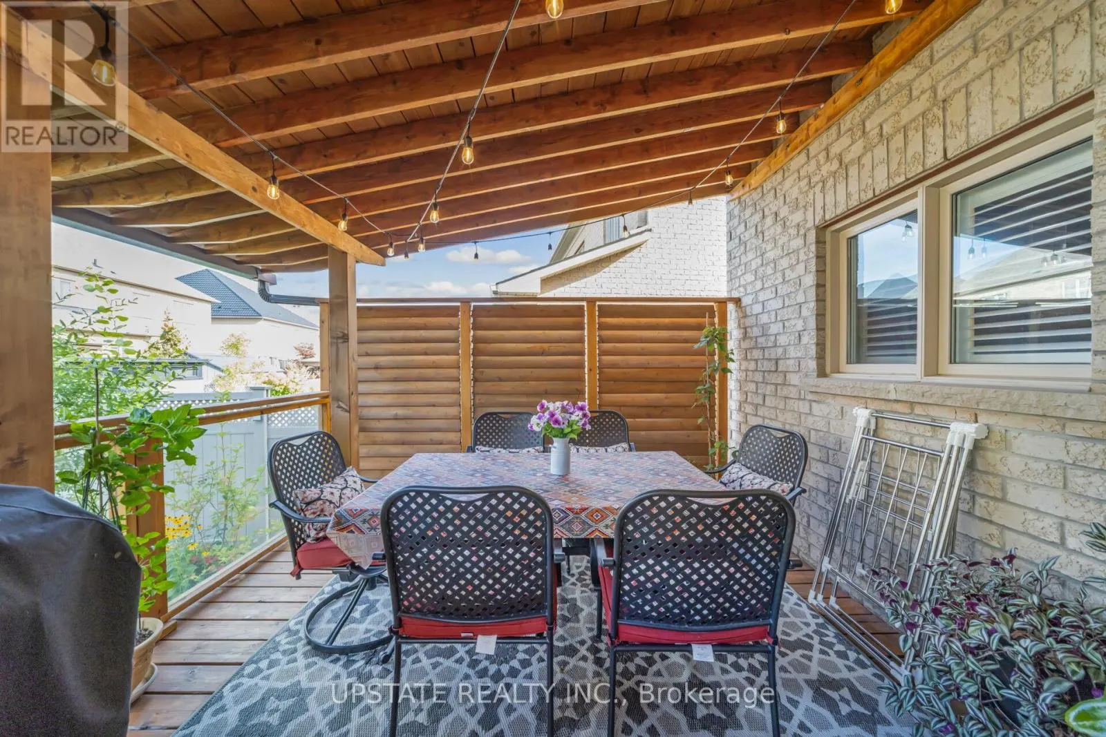 105 ROYAL WEST DRIVE