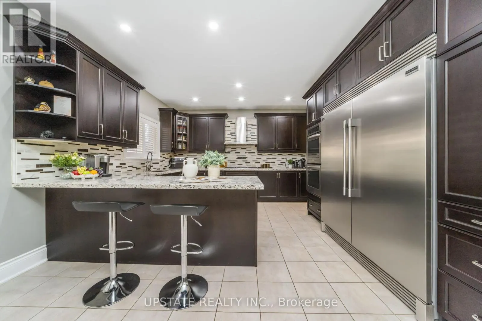 105 ROYAL WEST DRIVE