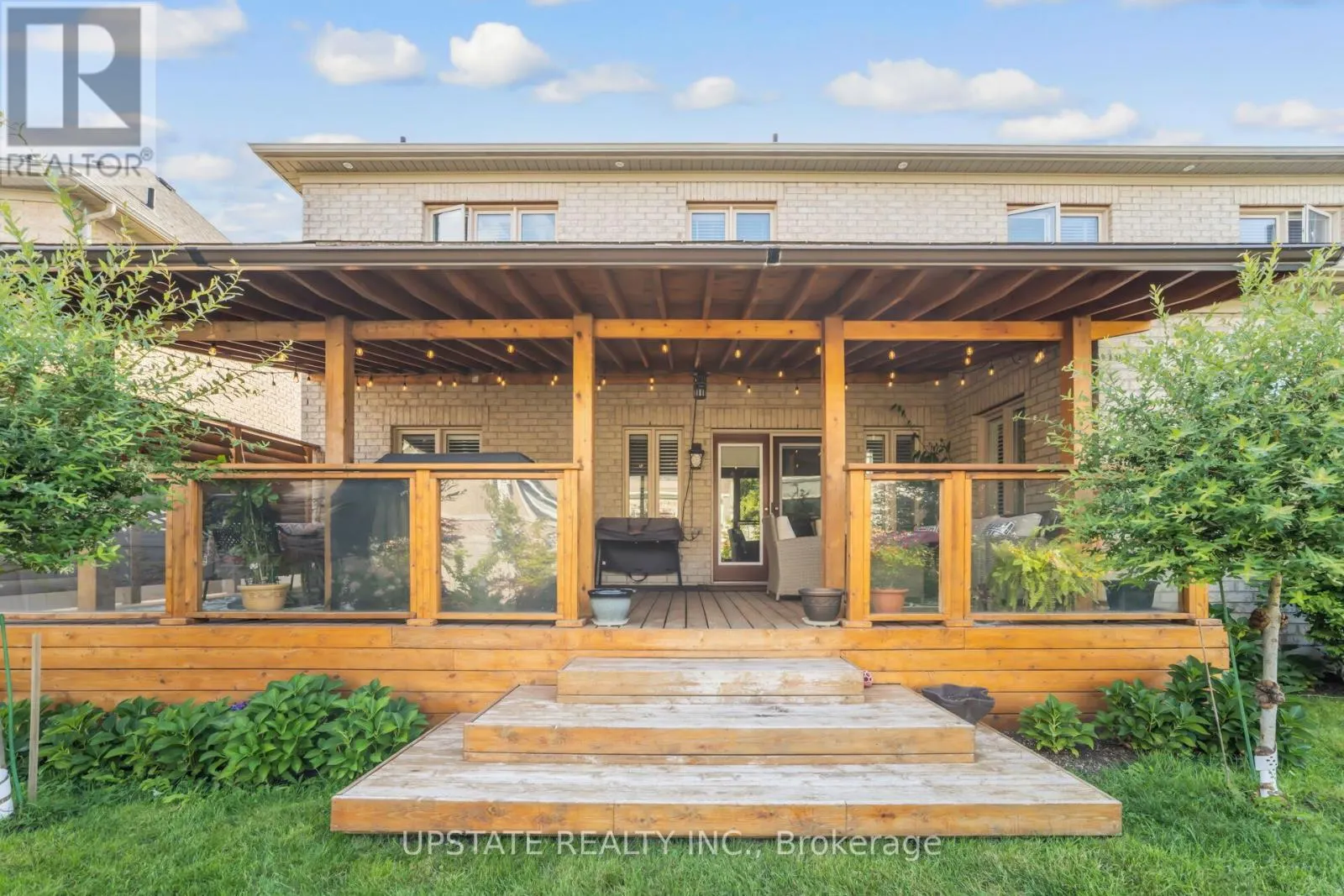 105 ROYAL WEST DRIVE