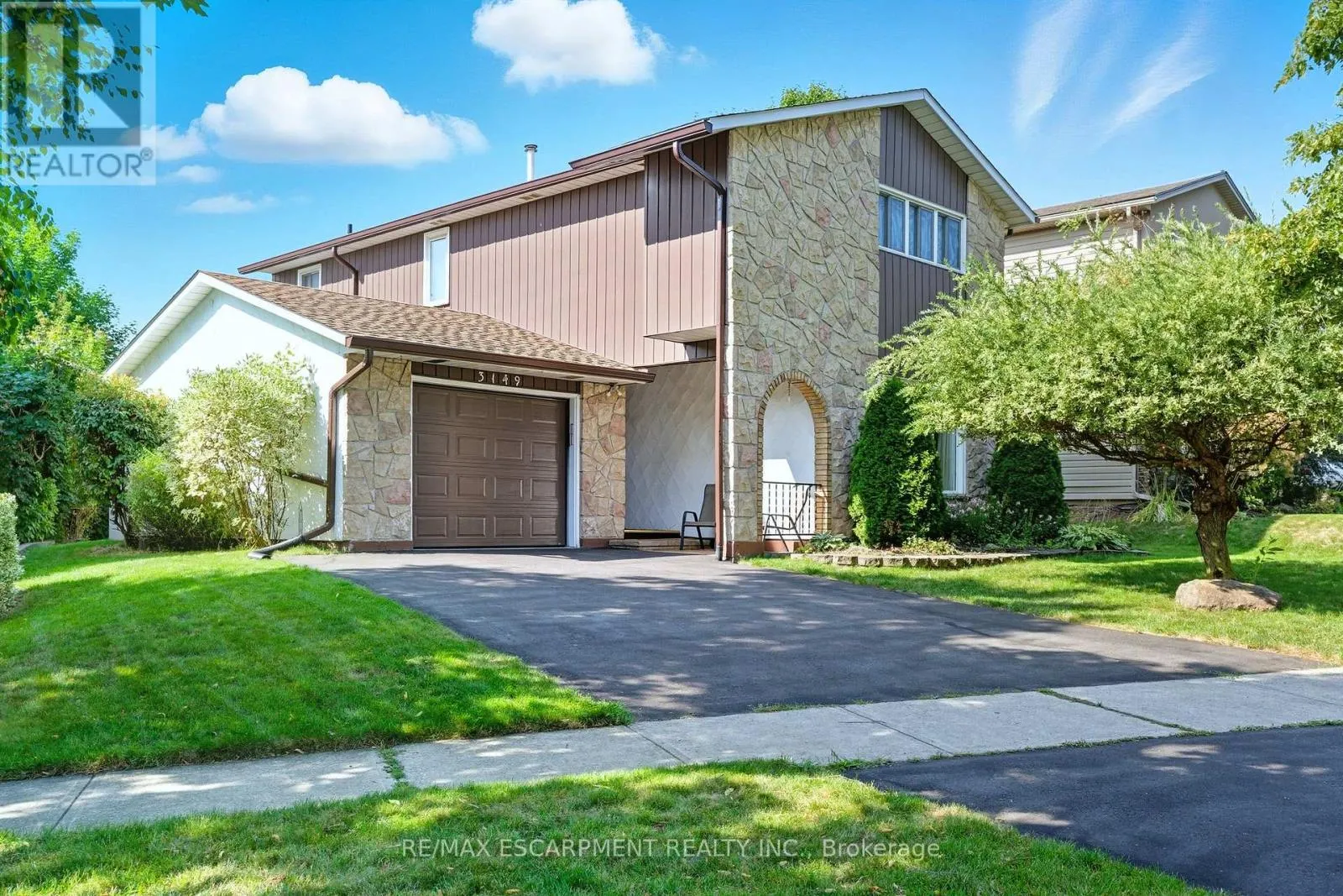 3149 MICHAEL CRESCENT