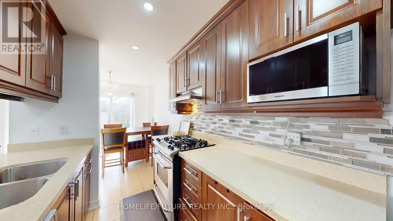 820 BETHANY CRESCENT