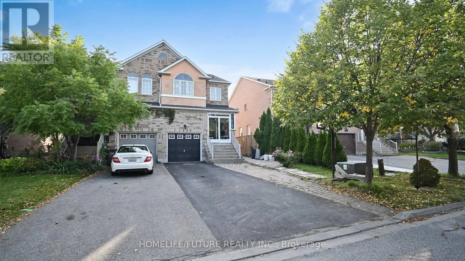 820 BETHANY CRESCENT