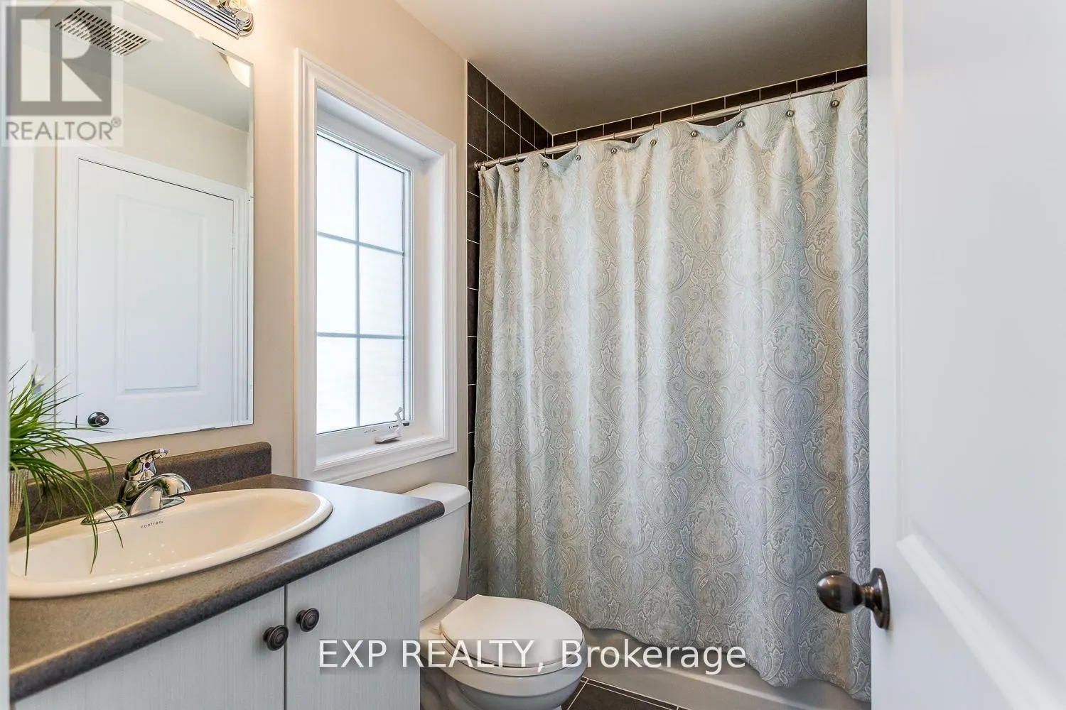 - MAIN - 5 GASTONIA ROAD