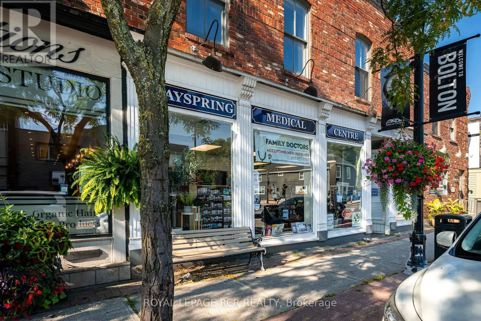 56 QUEEN STREET N
