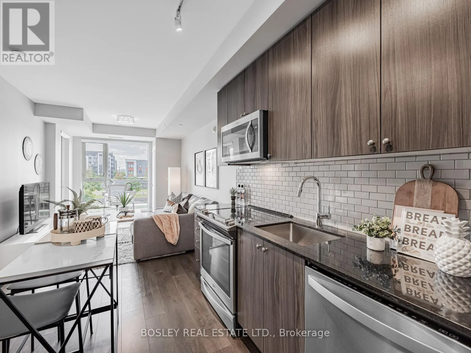 201 - 150 SABINA DRIVE