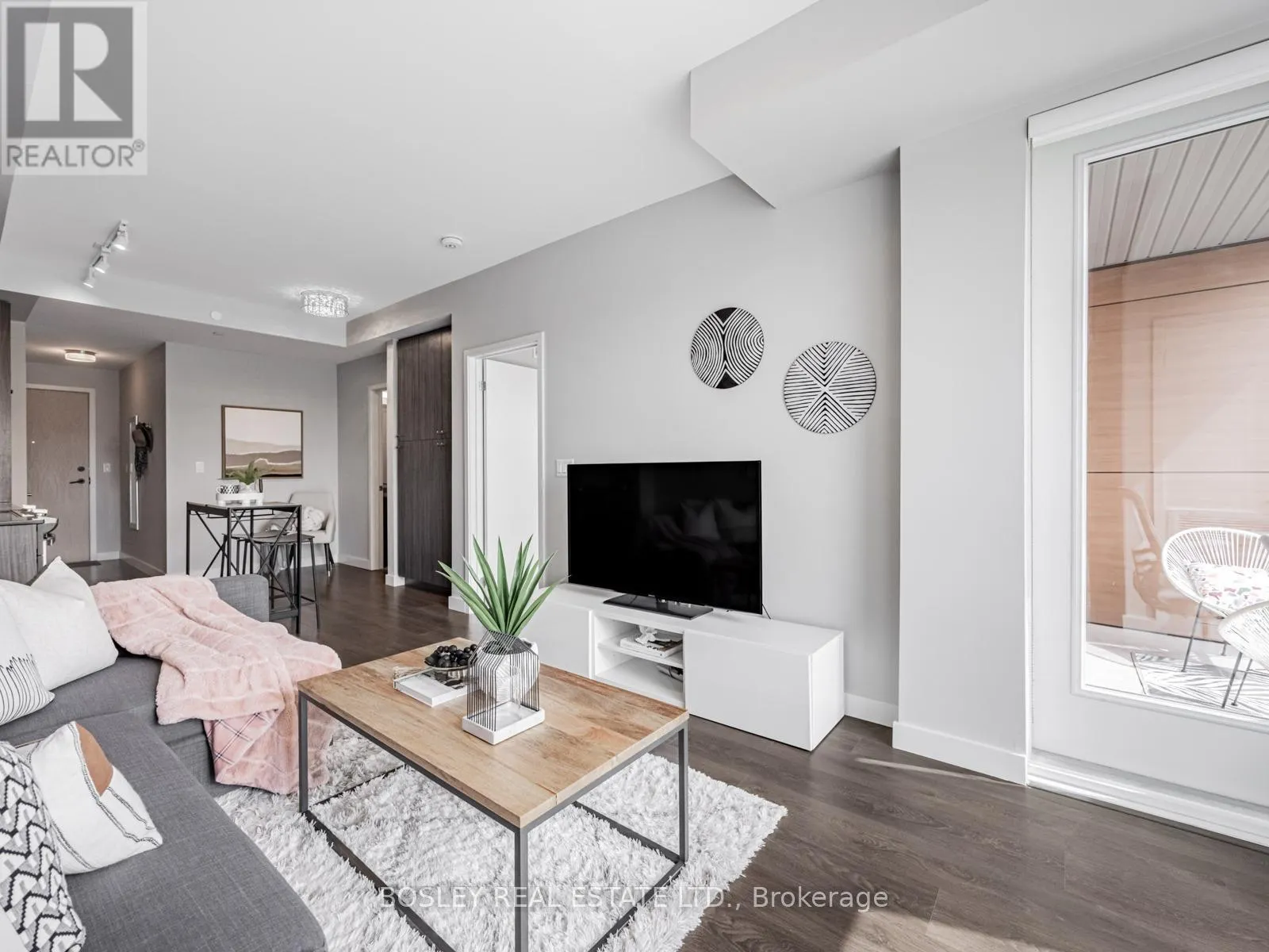 201 - 150 SABINA DRIVE