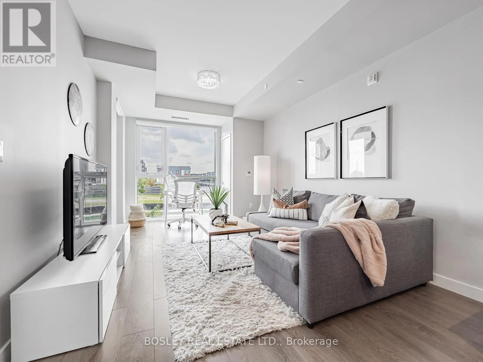 201 - 150 SABINA DRIVE