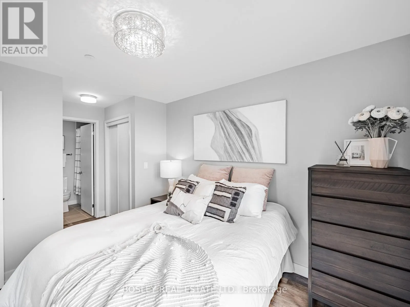 201 - 150 SABINA DRIVE