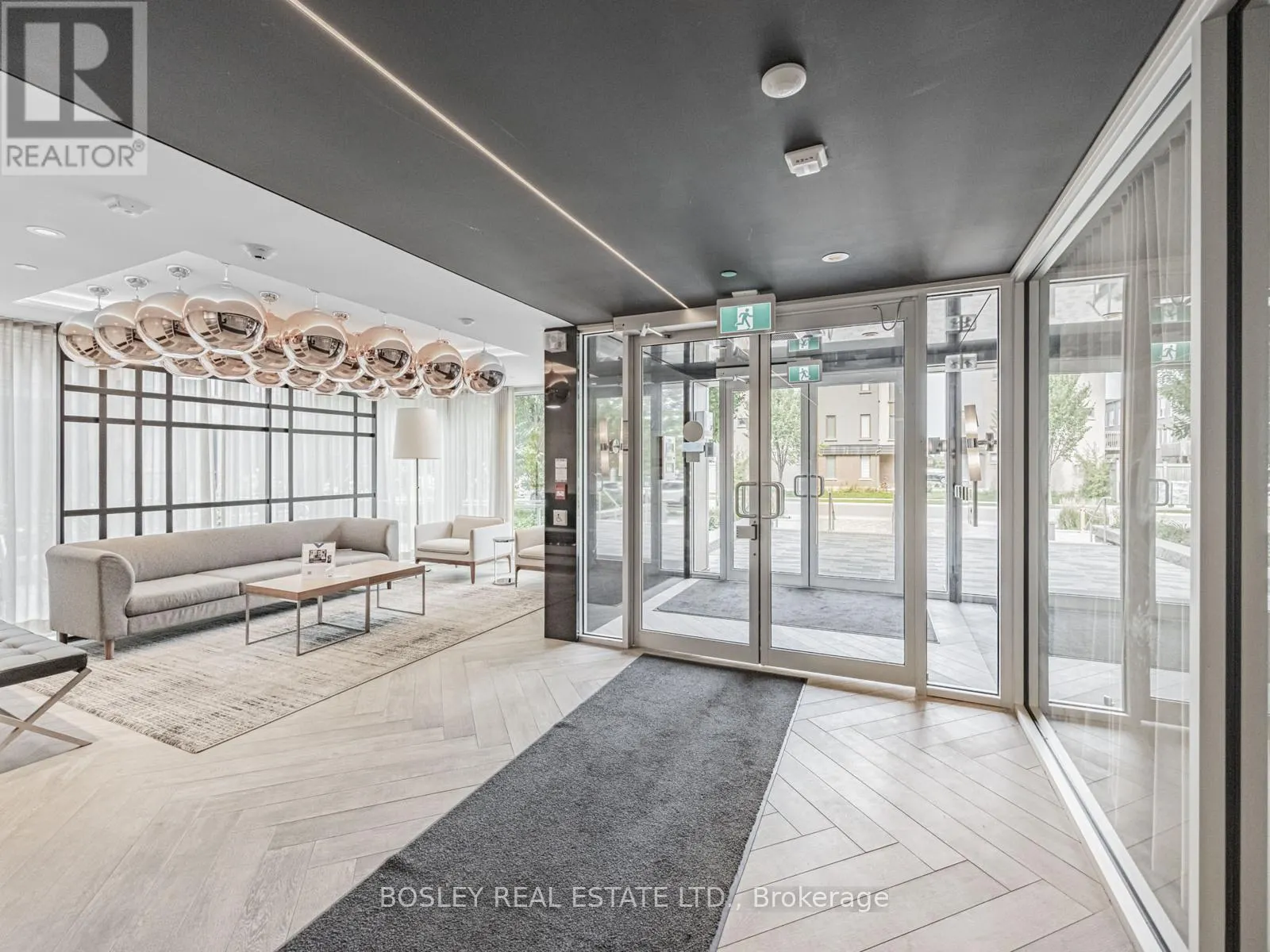 201 - 150 SABINA DRIVE
