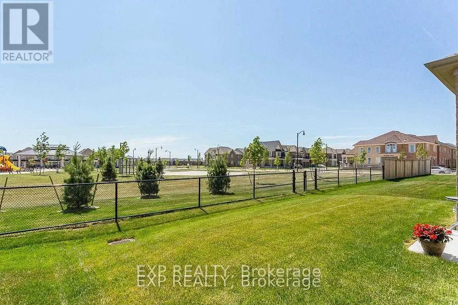 - BSMT APARTMENT - 5 GASTONIA ROAD