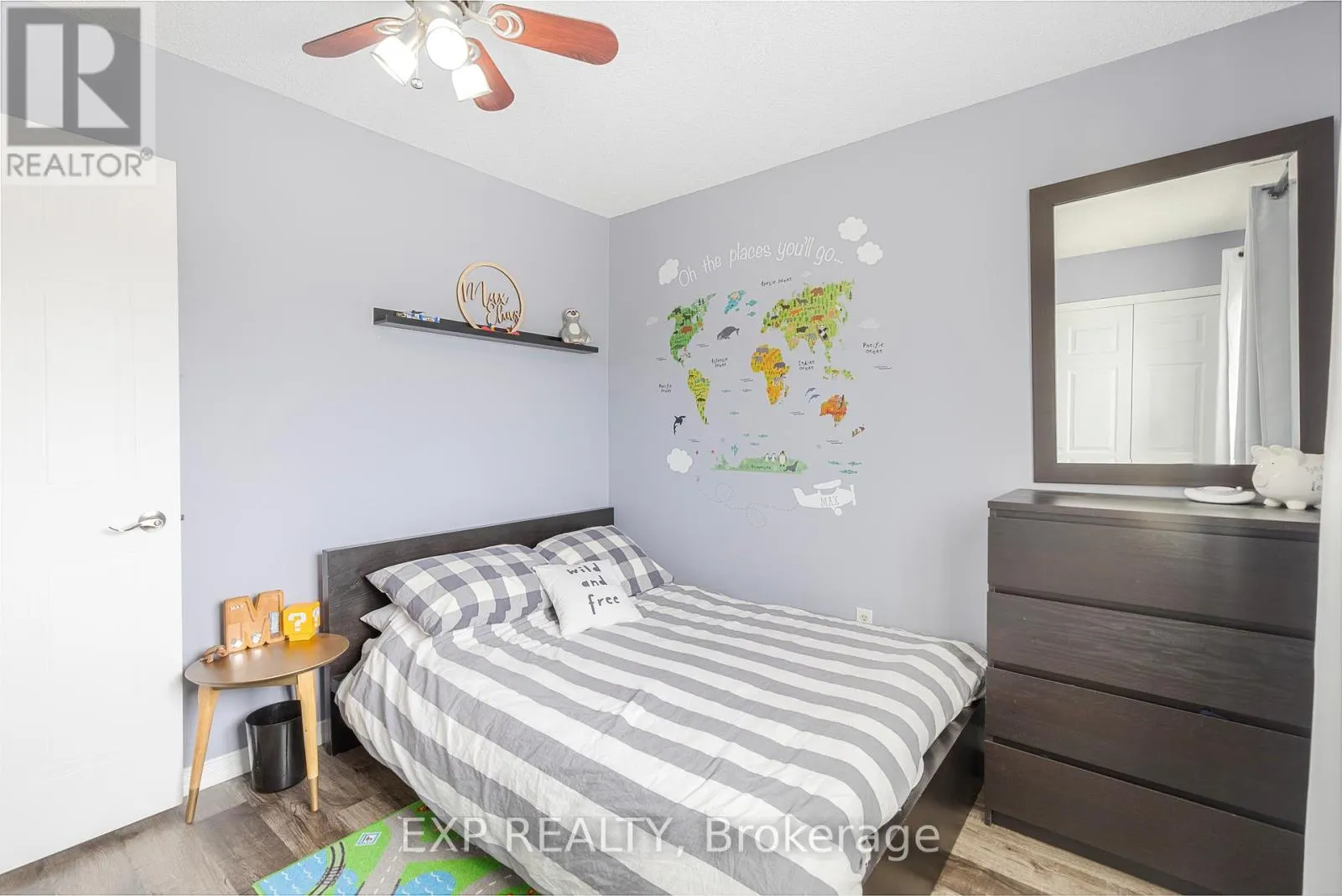 2213 HUNT CRESCENT