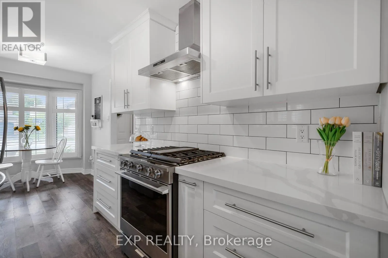 2213 HUNT CRESCENT