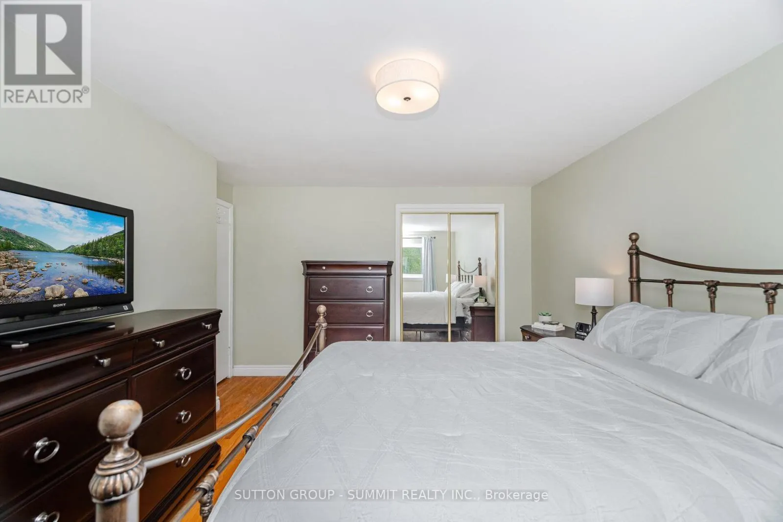 46 THEODORE DRIVE