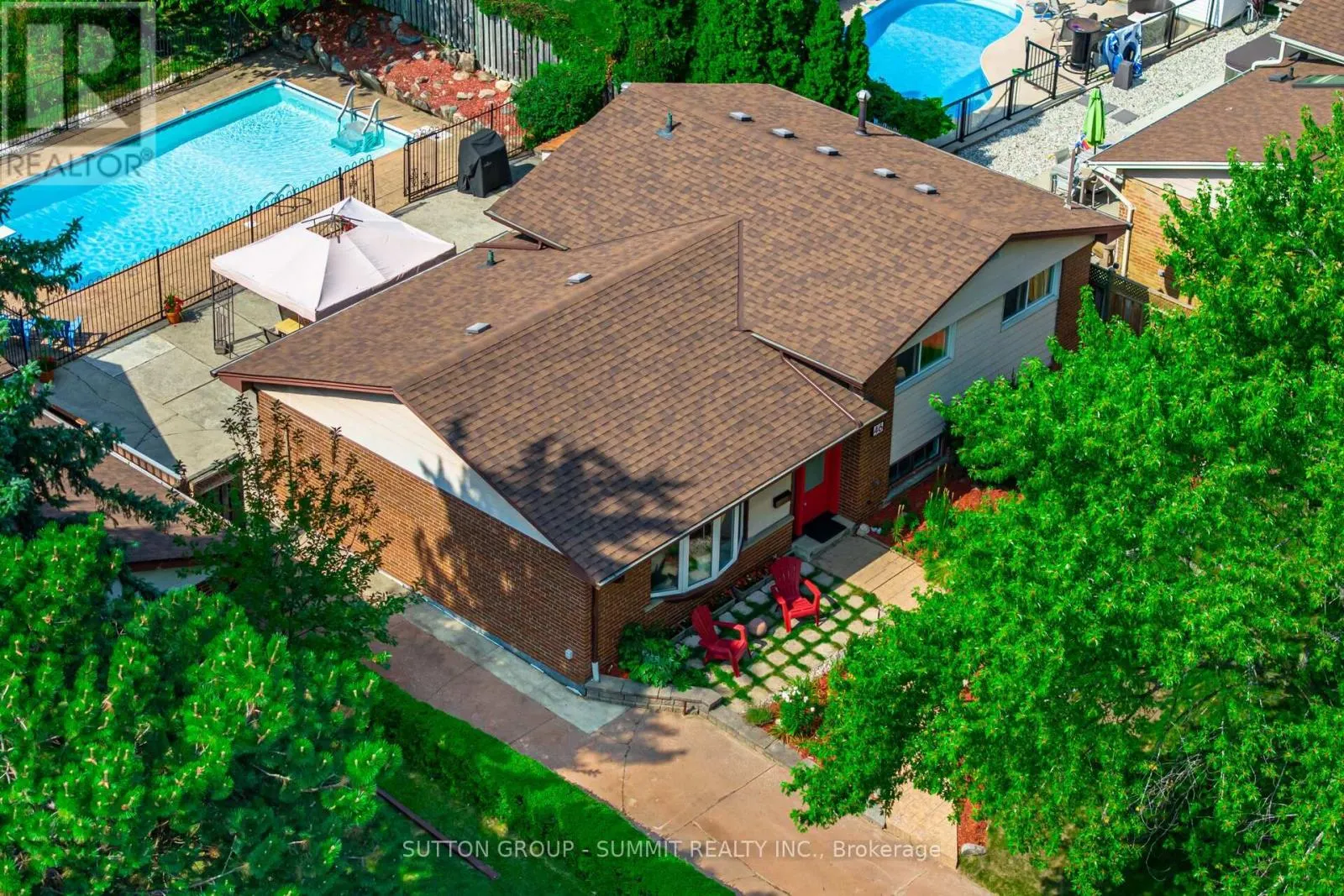 46 THEODORE DRIVE