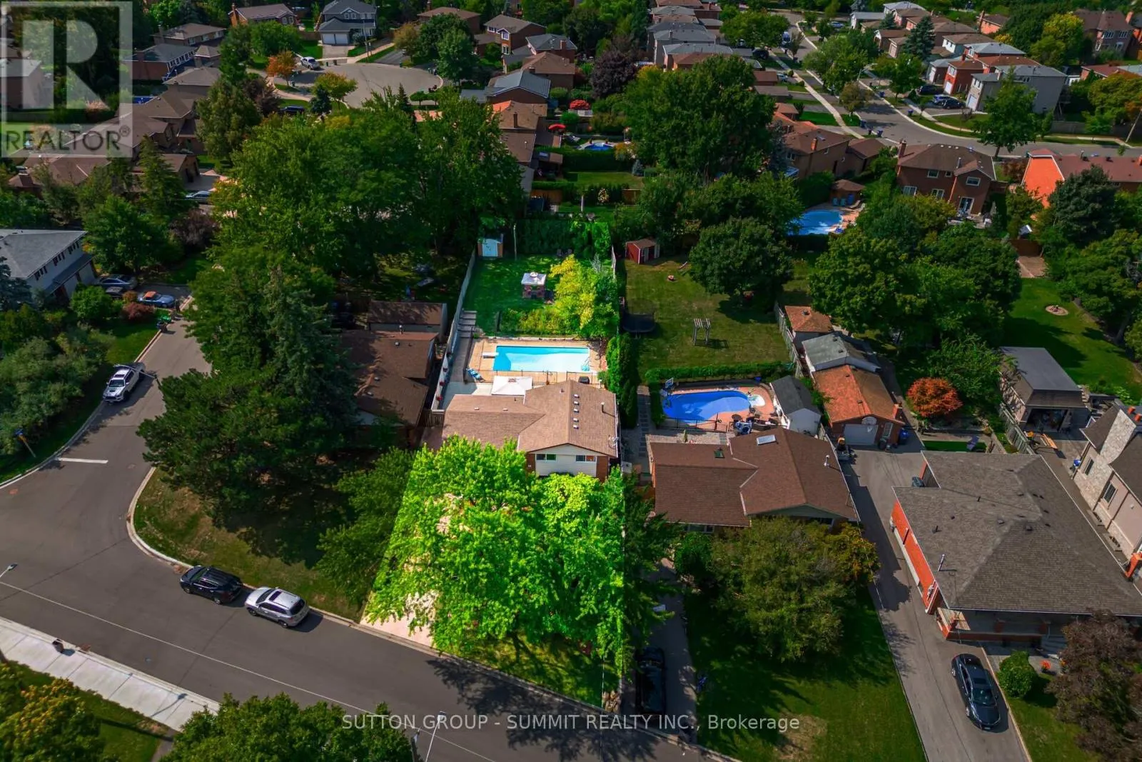 46 THEODORE DRIVE