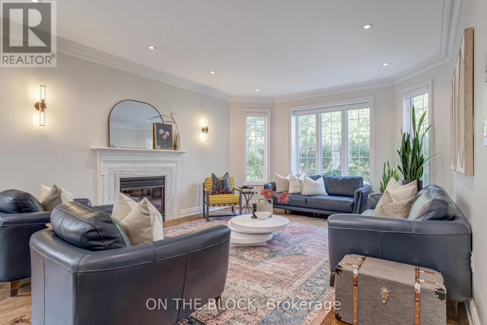 2212 ONEIDA COURT