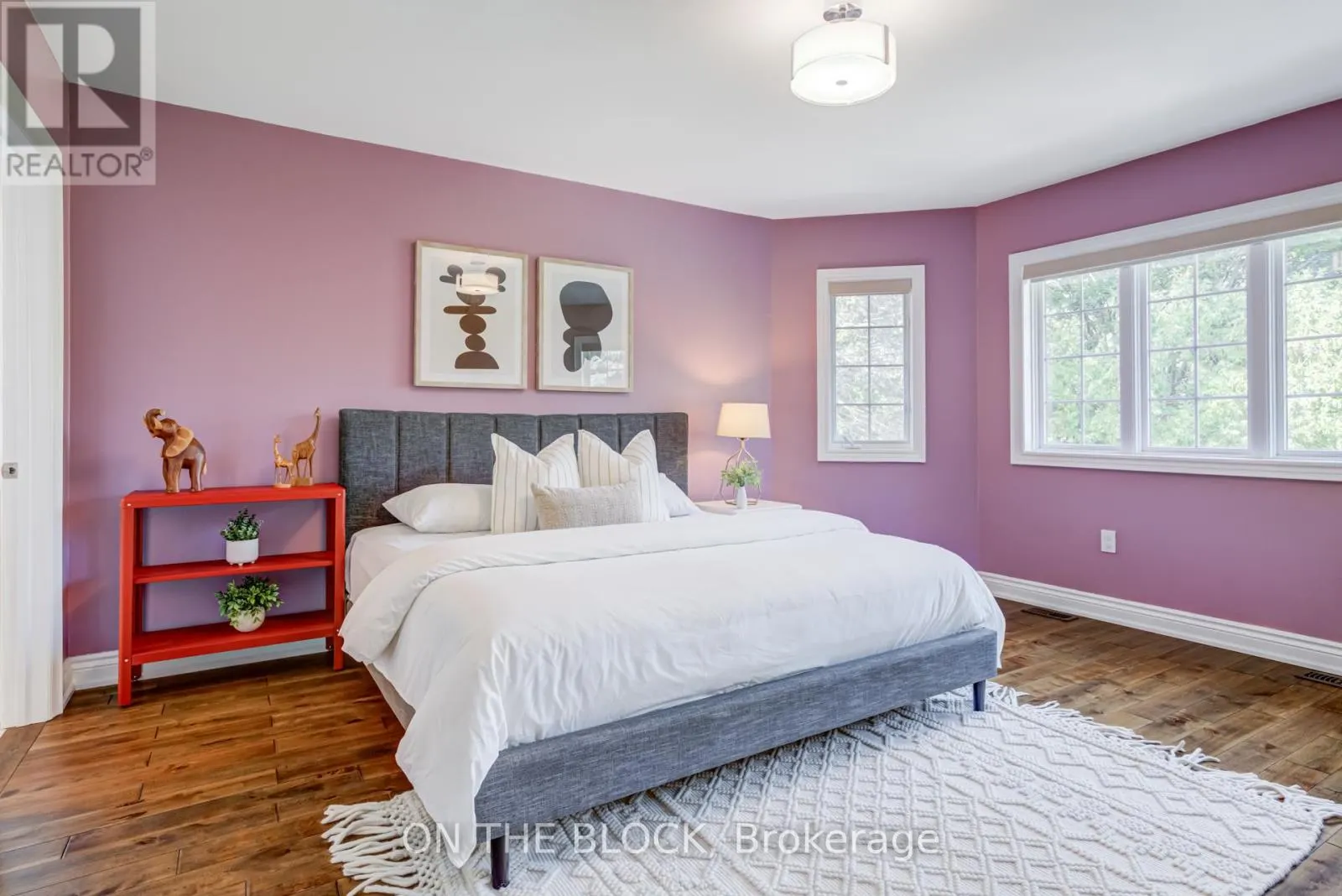 2212 ONEIDA COURT