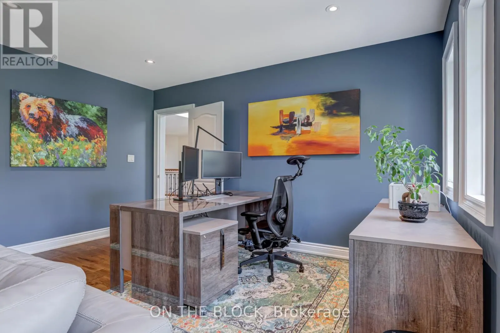 2212 ONEIDA COURT