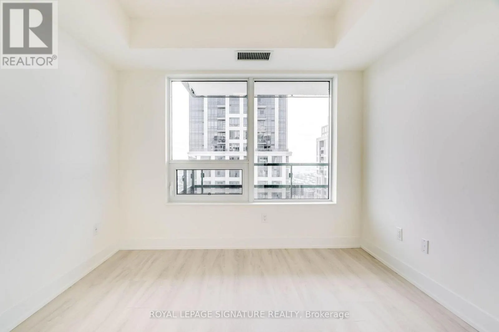2501 - 10 EVA ROAD