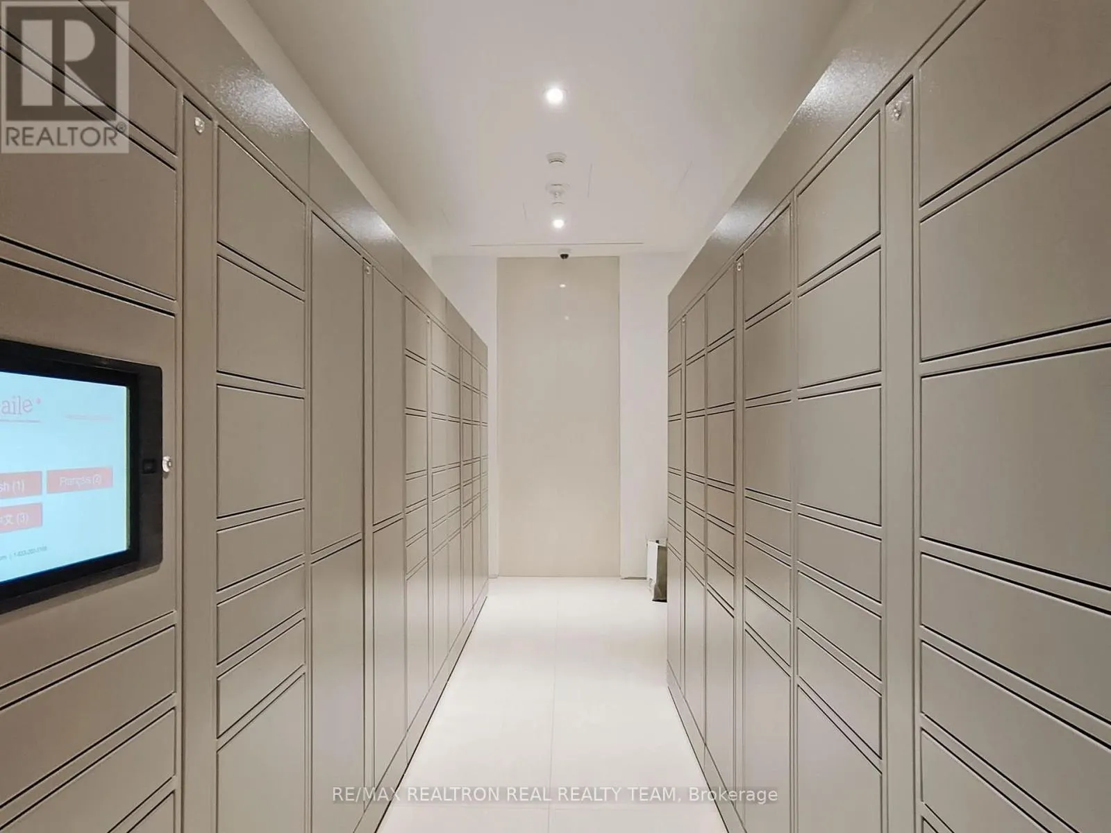 #712 - 28 ANN STREET