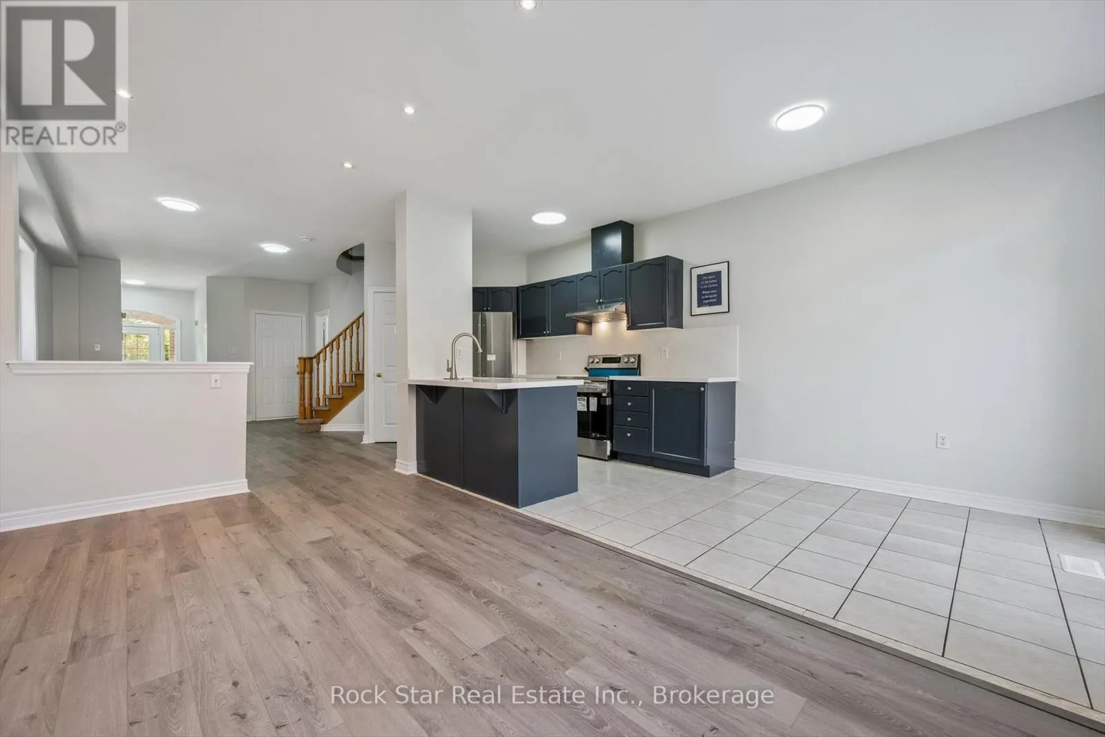 128 NATHANIEL CRESCENT