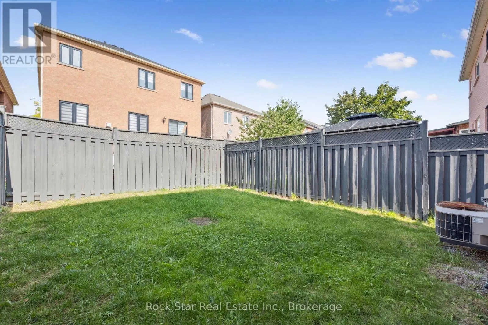 128 NATHANIEL CRESCENT