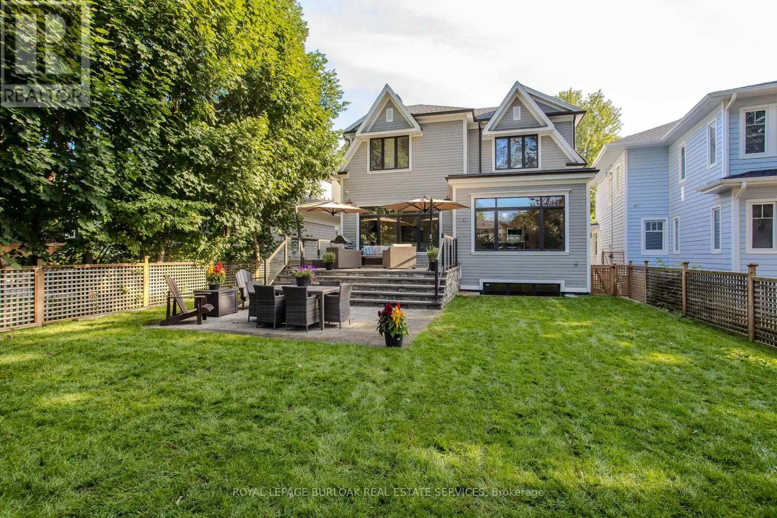284 DOUGLAS AVENUE