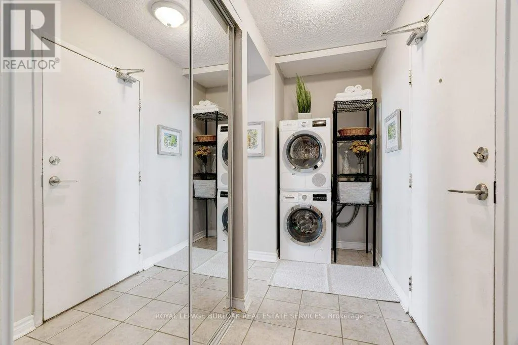 1009 - 3501 GLEN ERIN DRIVE